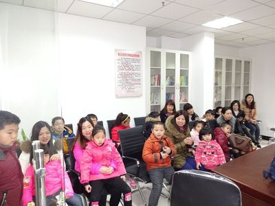 让爱永驻童心——福清市妇联“两节”期间开展关爱困境、留守儿童温暖行动